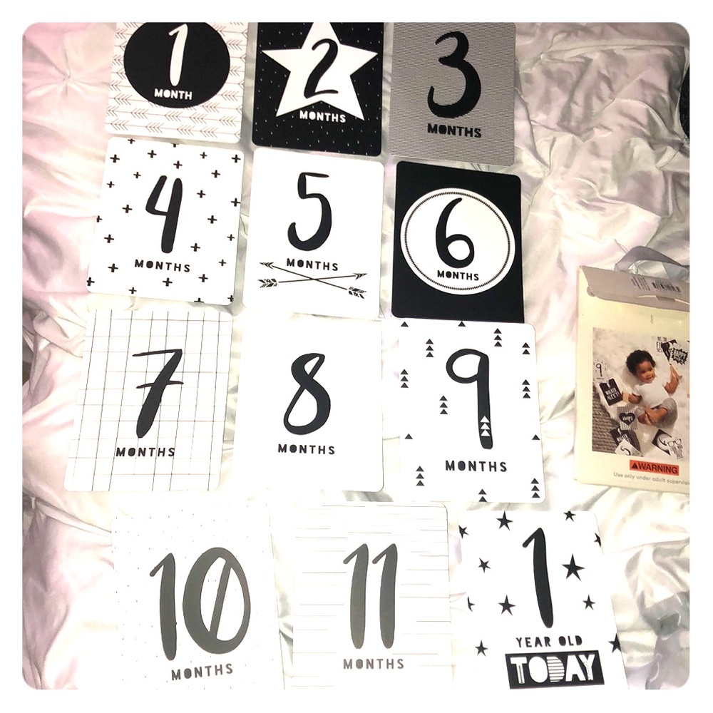 Baby milestone cards